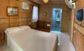 Bamboo House Beach Lodge & Restaurant